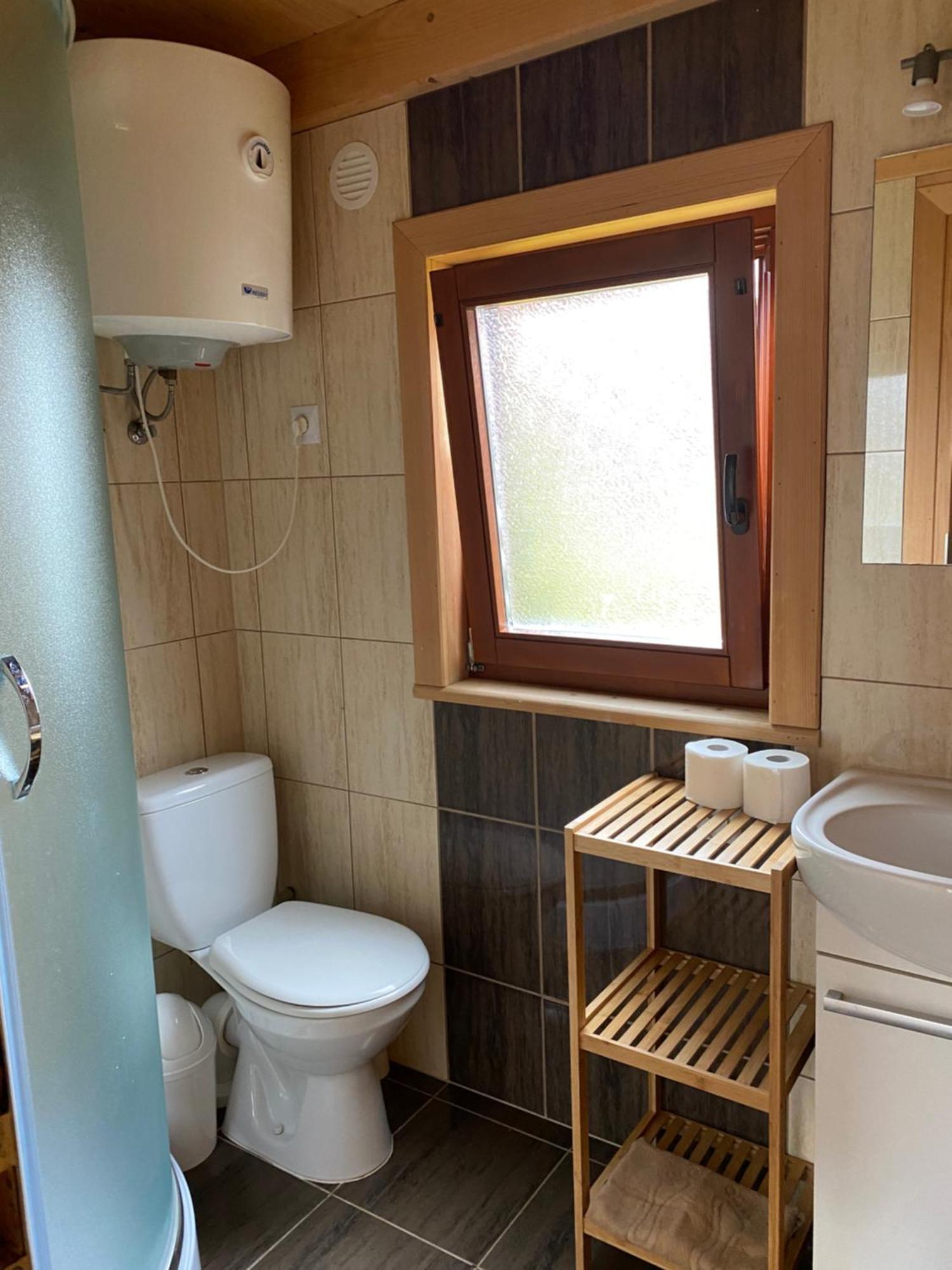 Domki Balos Villa Karwia Buitenkant foto