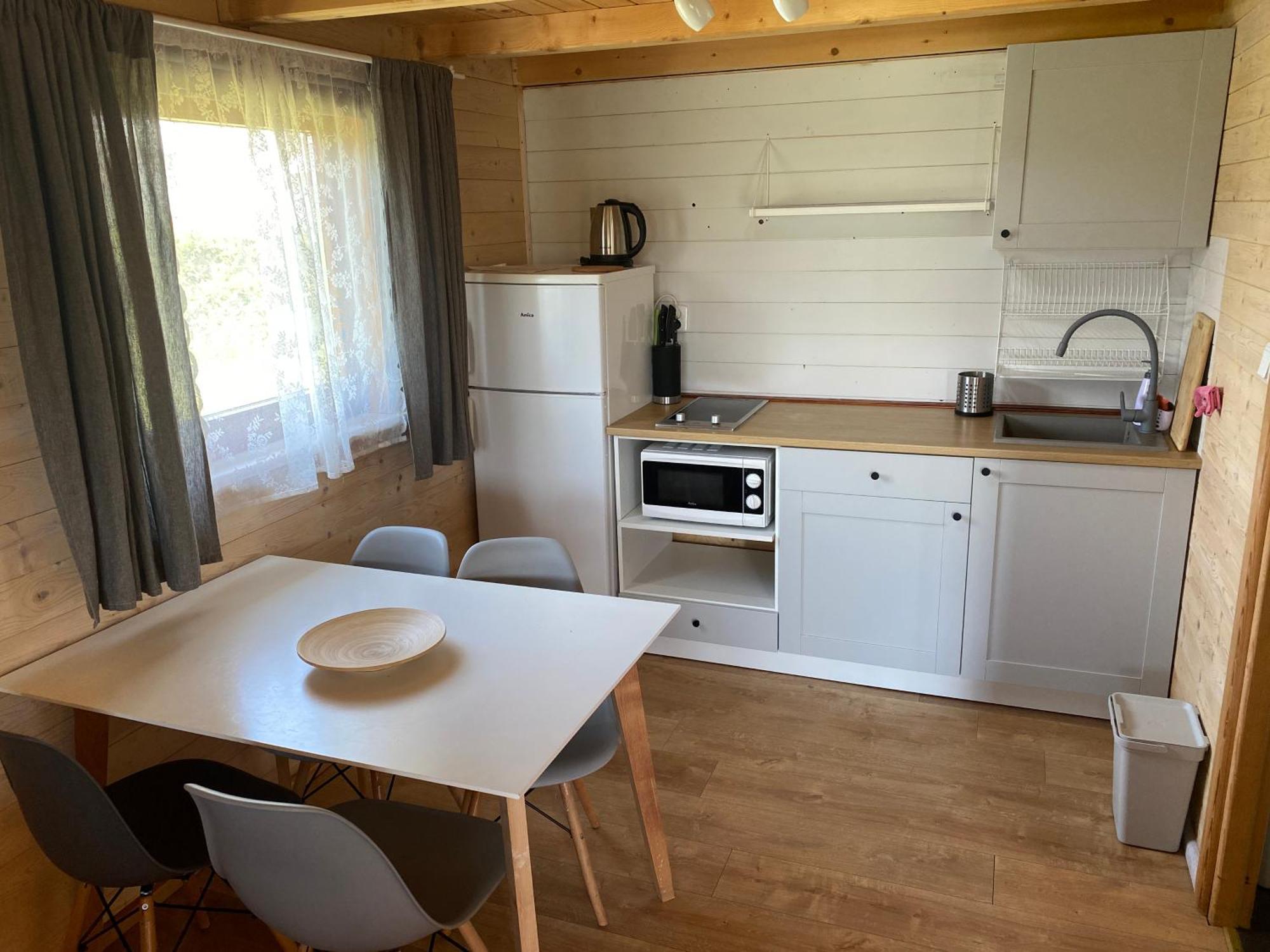 Domki Balos Villa Karwia Buitenkant foto